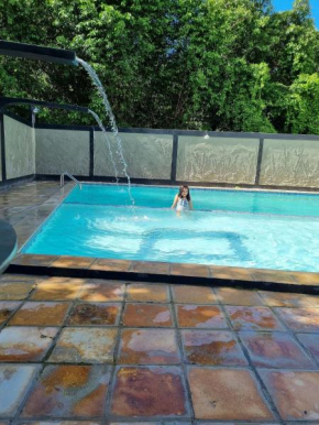 Flats quase beira mar ar piscinas caseiro